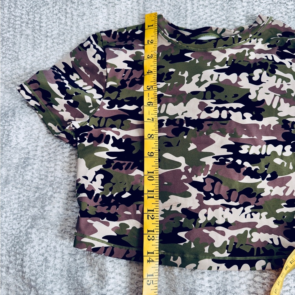 Skims Camouflage swim Crop Top - Green and Brown - Picture 4 of 6